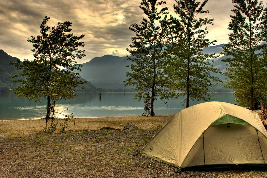 How to Choose a Backpacking Tent