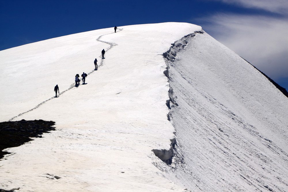 The 7 Do’s and Don’ts of Winter Hiking