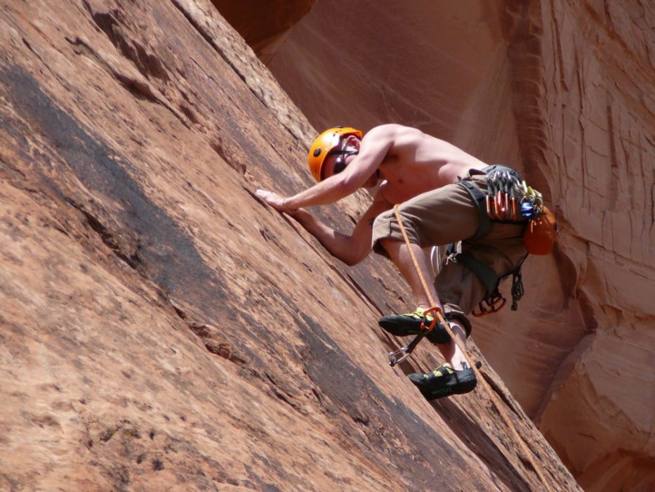 9 Easy Steps to Rock Climbing