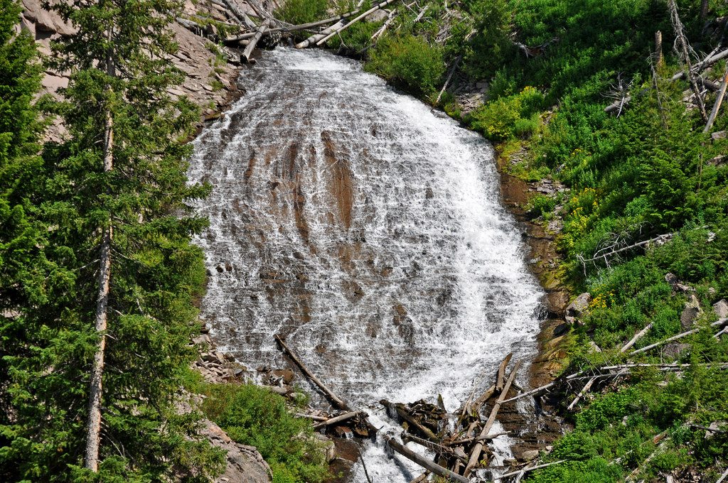 7 Easy Hikes You Must Try This Summer