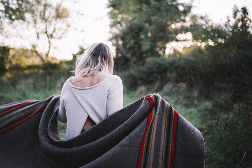 The 6 Best Blankets for Camping in the Backcountry