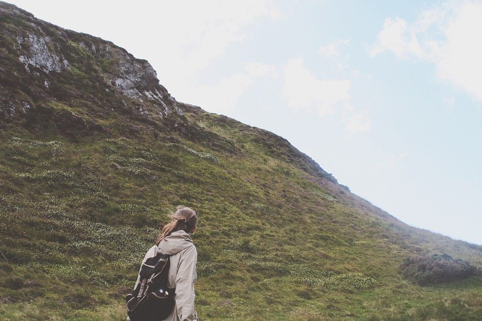 How to Tame Your Mane While in the Great Outdoors